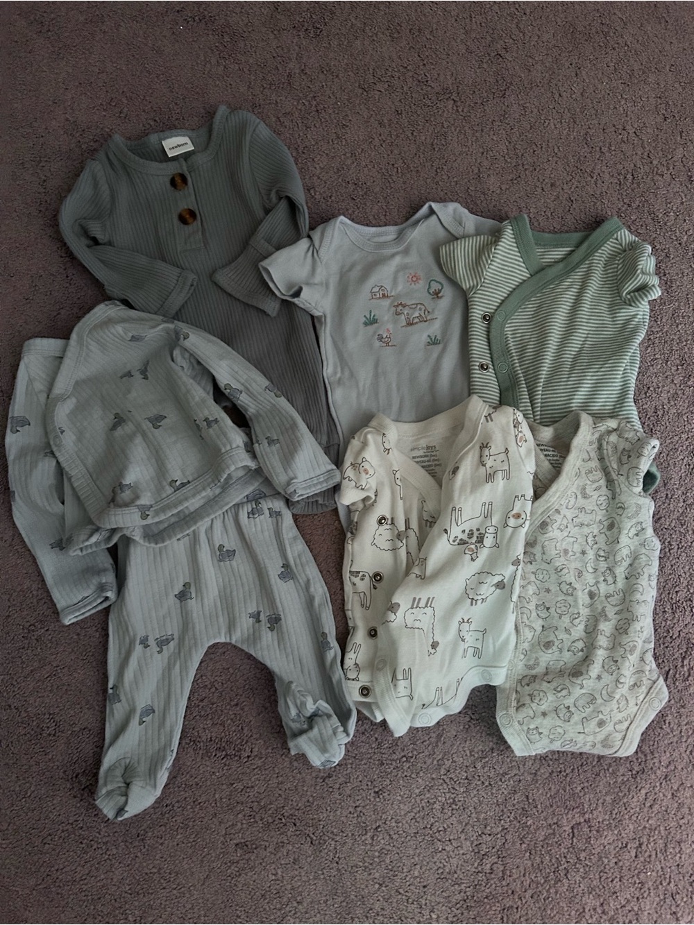 Newborn clothing bundle